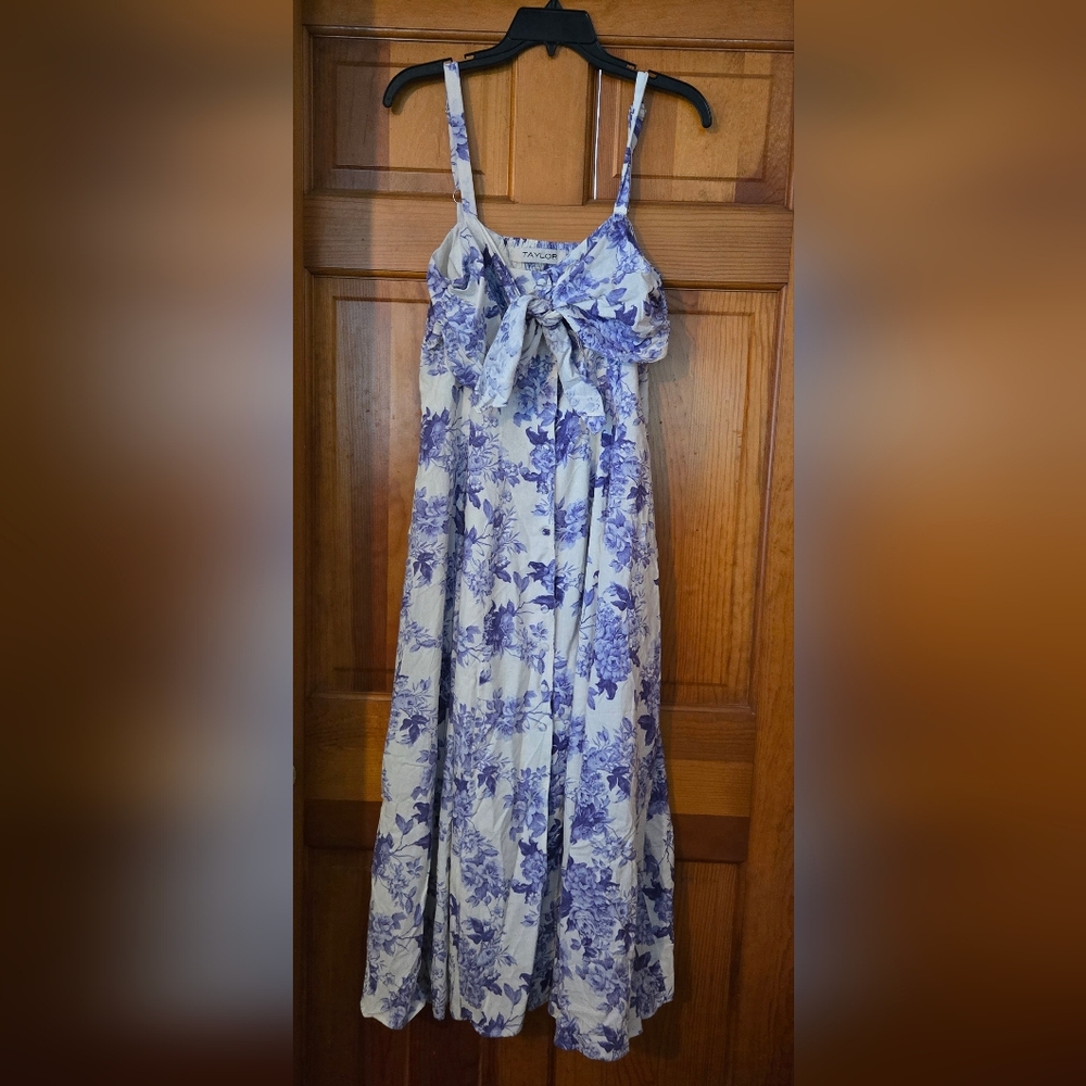 TAYLOR Rose Button Down Midi Dress Size 14 NWT Cottagecore